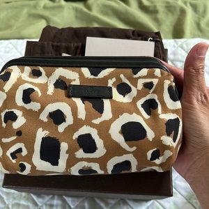 Gucci make up pouch